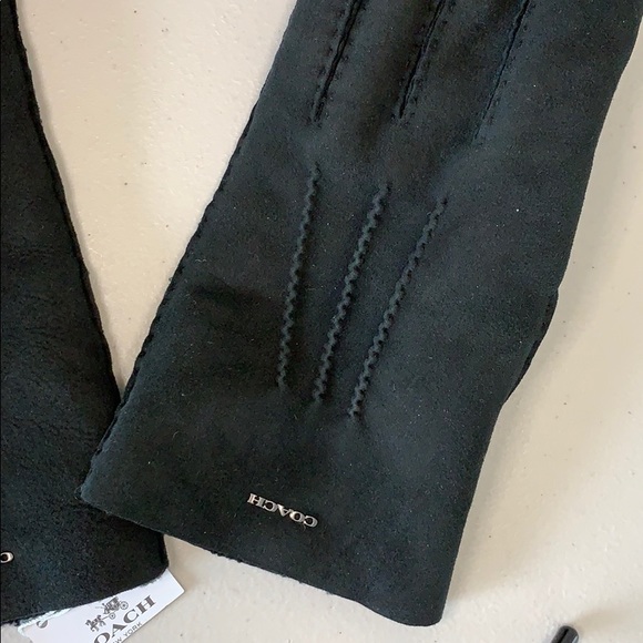 Brand New Coach Black Gloves - Picture 3 of 10
